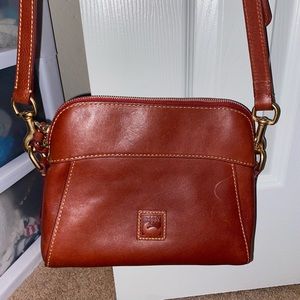 Dooney & Bourke Crossbody purse